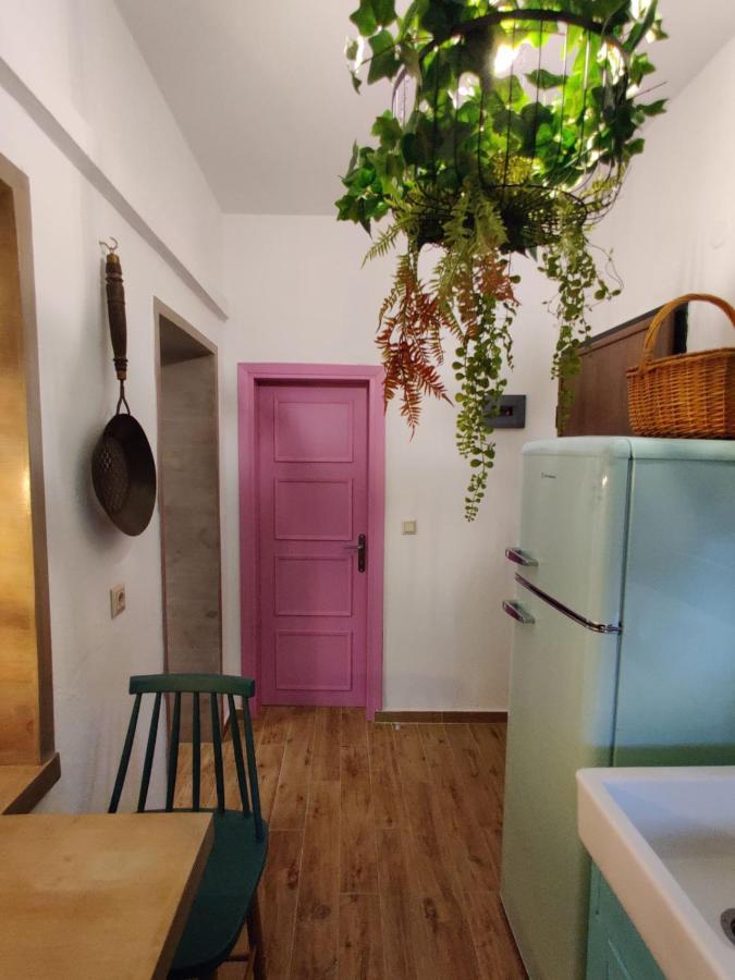 Vintage Lux Homes Vrasná Exteriér fotografie