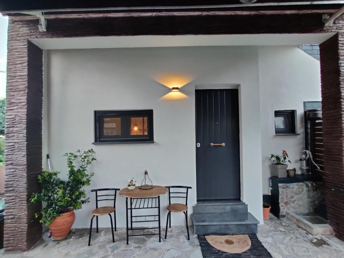 Vintage Lux Homes Vrasná Exteriér fotografie